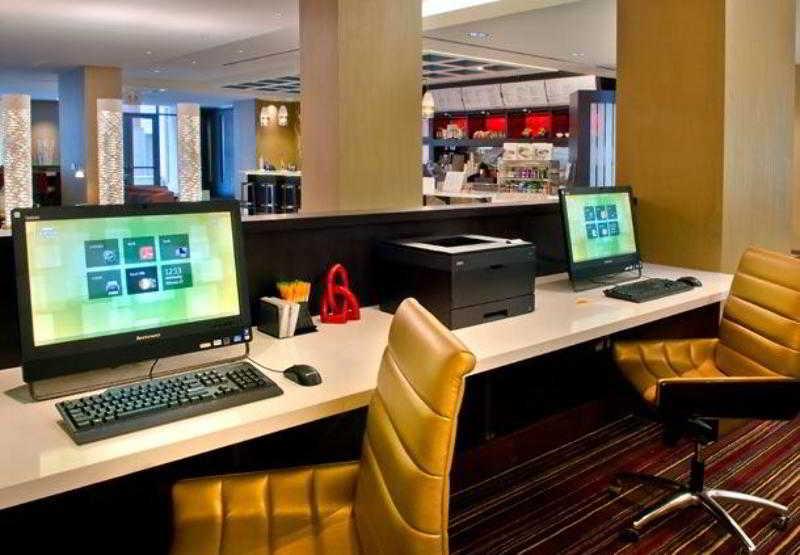 Courtyard By Marriott Washington, D.C./Foggy Bottom Hotel Exterior photo