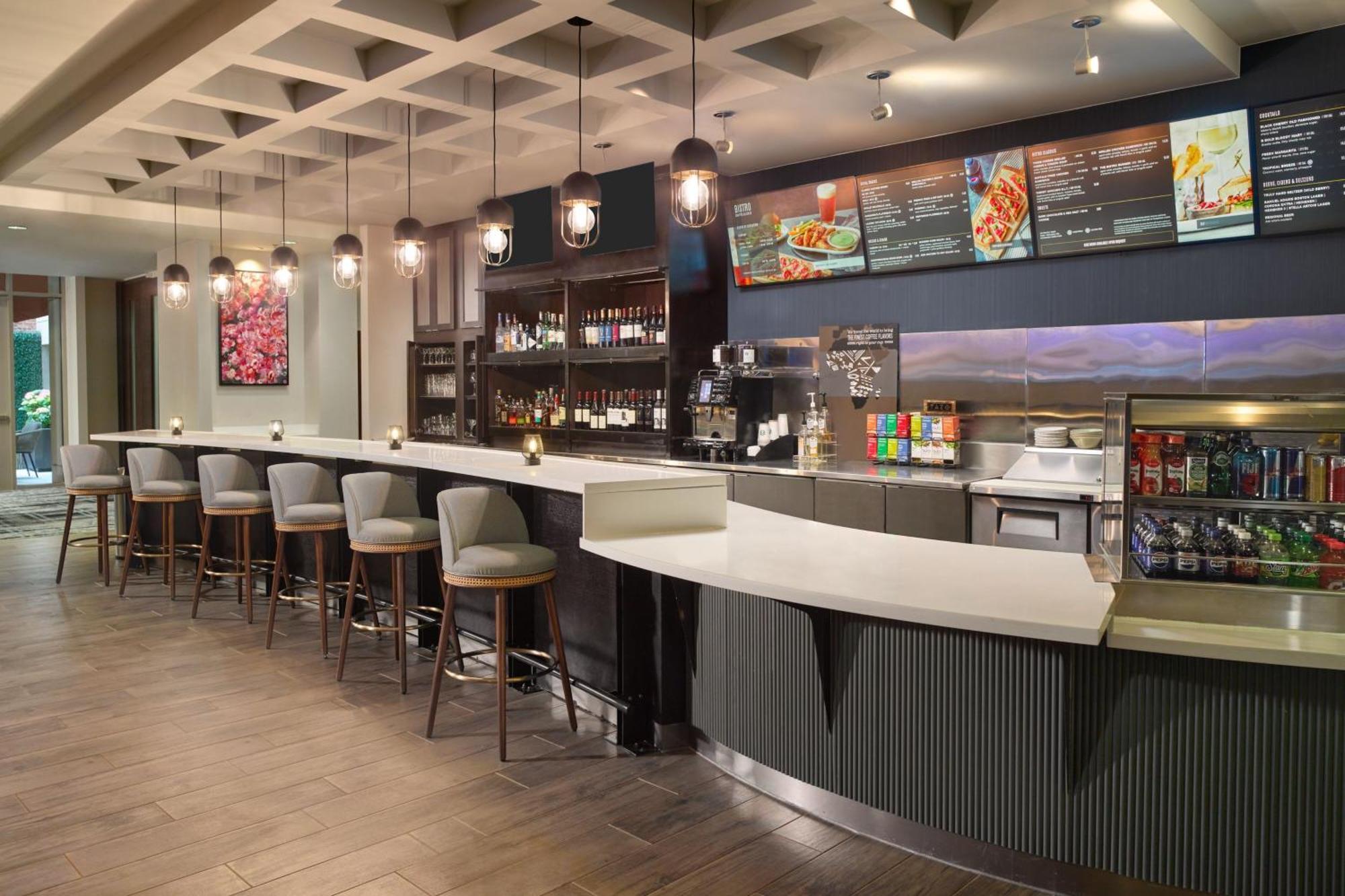 Courtyard By Marriott Washington, D.C./Foggy Bottom Hotel Exterior photo